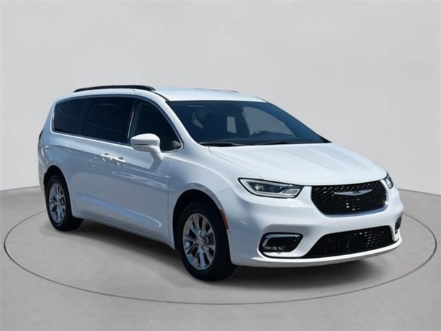 used 2022 Chrysler Pacifica car, priced at $34,787