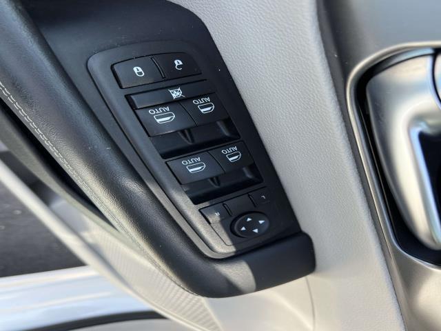 used 2022 Chrysler Pacifica car, priced at $34,787
