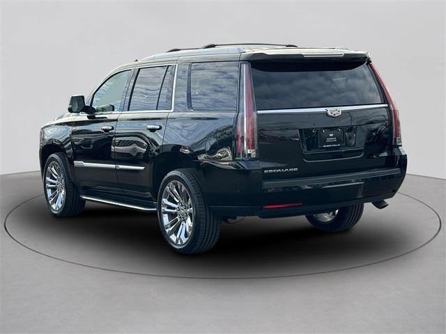 used 2020 Cadillac Escalade car, priced at $33,890