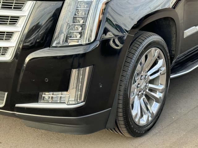 used 2020 Cadillac Escalade car, priced at $33,890