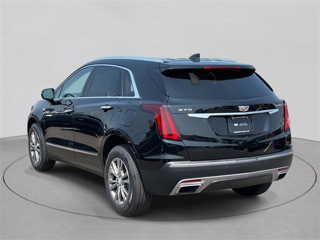 used 2022 Cadillac XT5 car, priced at $31,889