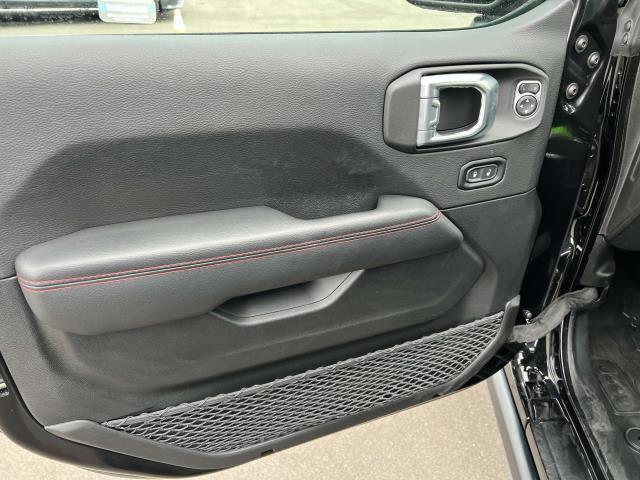 used 2022 Jeep Gladiator car, priced at $38,879