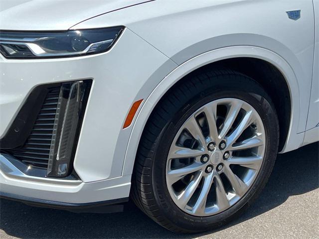 used 2022 Cadillac XT6 car, priced at $35,898