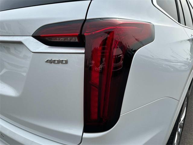 used 2022 Cadillac XT6 car, priced at $36,895