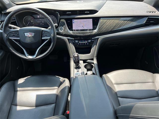 used 2022 Cadillac XT6 car, priced at $35,898