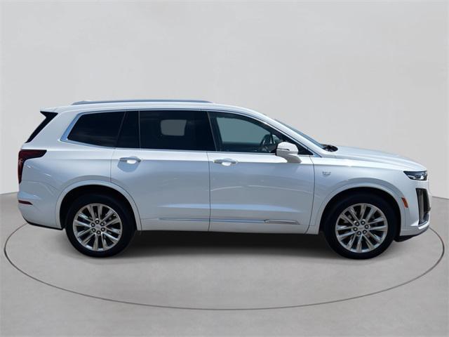used 2022 Cadillac XT6 car, priced at $35,898