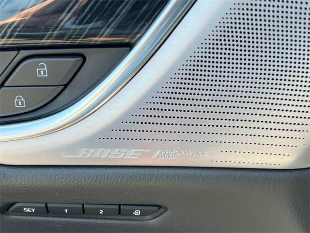used 2022 Cadillac XT6 car, priced at $35,898
