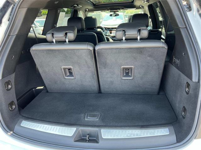 used 2022 Cadillac XT6 car, priced at $35,898