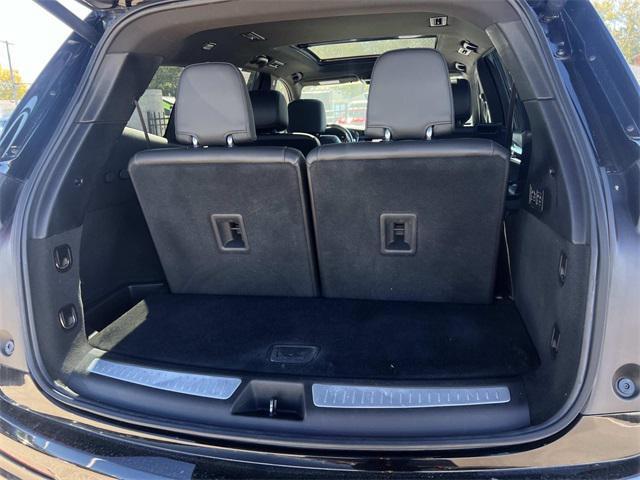 used 2023 Cadillac XT6 car, priced at $36,990