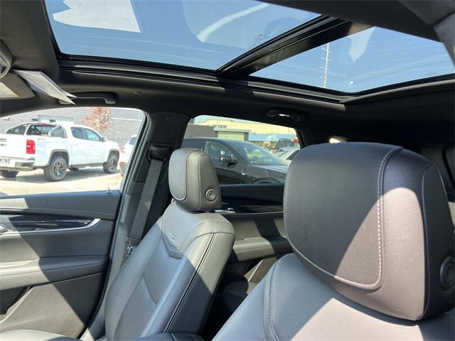 used 2023 Cadillac XT5 car, priced at $34,998