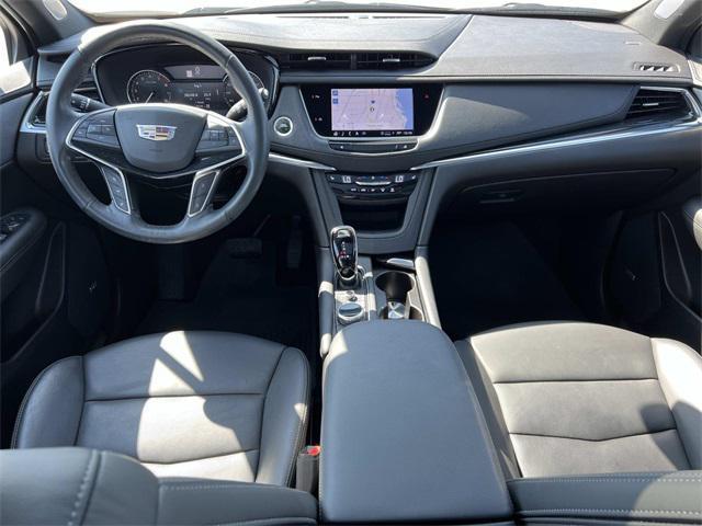 used 2023 Cadillac XT5 car, priced at $34,998