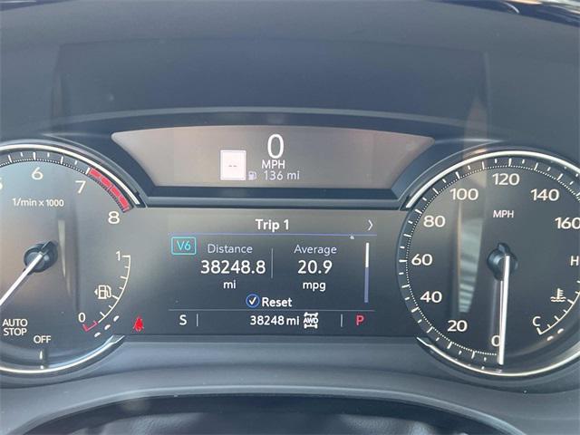 used 2023 Cadillac XT5 car, priced at $34,998