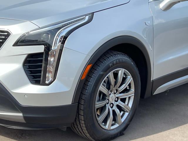 used 2022 Cadillac XT4 car, priced at $28,898
