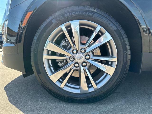 used 2023 Cadillac XT5 car, priced at $36,990