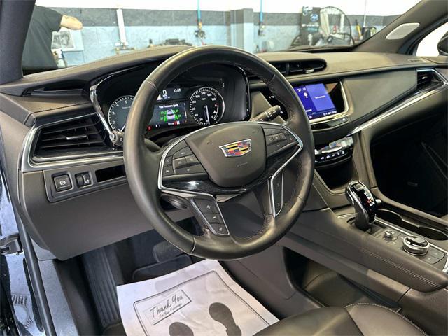 used 2023 Cadillac XT5 car, priced at $36,990