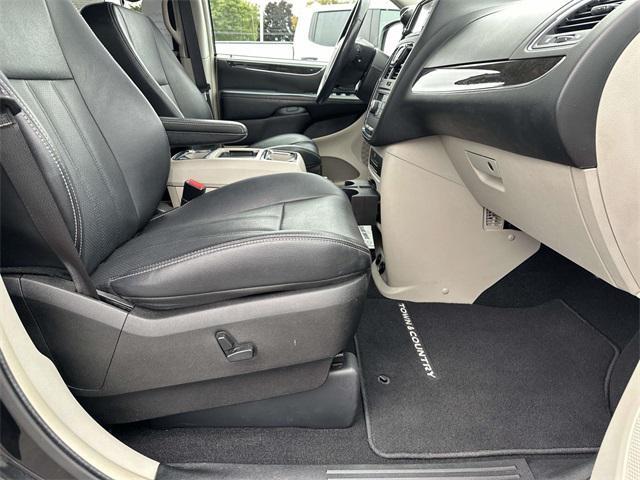used 2014 Chrysler Town & Country car, priced at $11,890