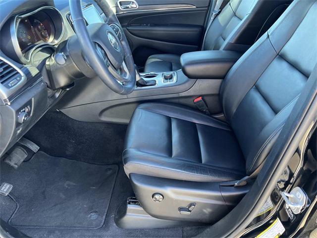 used 2022 Jeep Grand Cherokee car, priced at $29,990