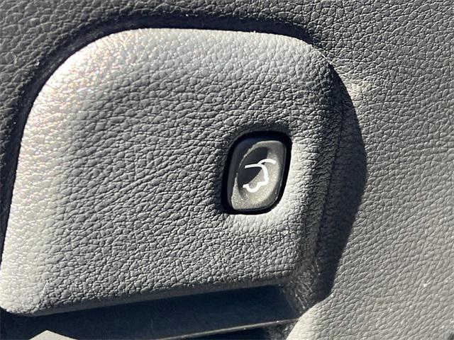 used 2022 Jeep Grand Cherokee car, priced at $29,990