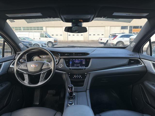 used 2023 Cadillac XT5 car, priced at $34,990