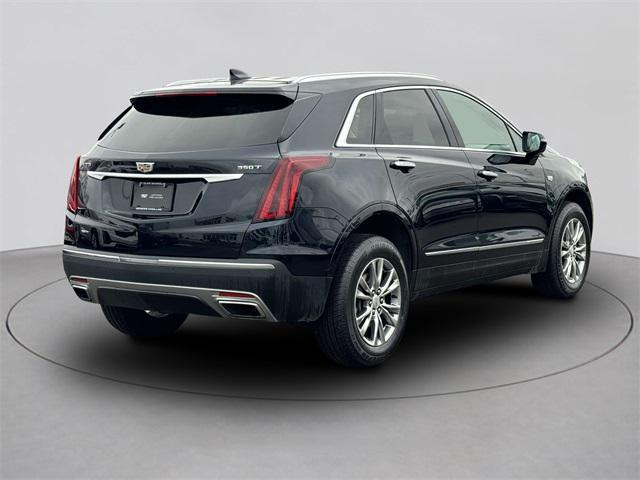 used 2022 Cadillac XT5 car, priced at $32,880