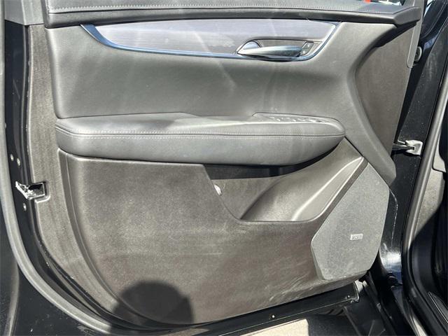 used 2023 Cadillac XT5 car, priced at $29,889