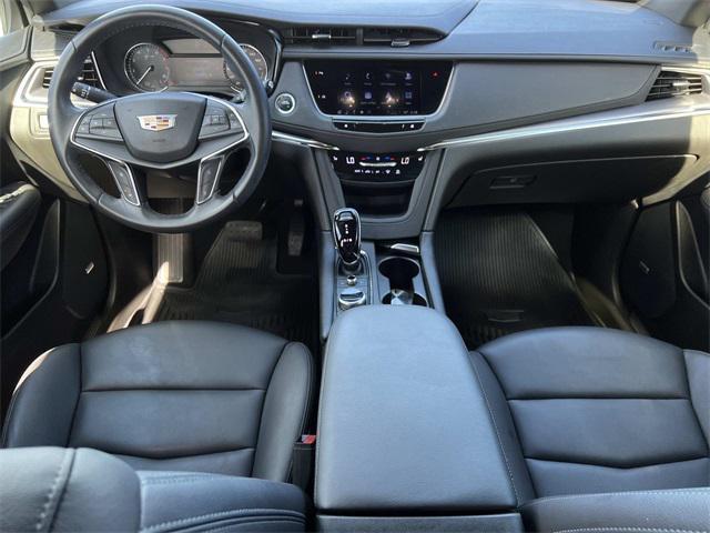 used 2023 Cadillac XT5 car, priced at $29,889