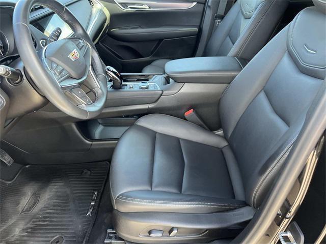 used 2023 Cadillac XT5 car, priced at $29,889