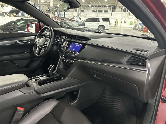used 2020 Cadillac XT5 car, priced at $26,996