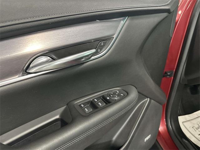 used 2020 Cadillac XT5 car, priced at $26,996