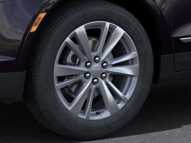 new 2025 Cadillac XT5 car, priced at $50,044