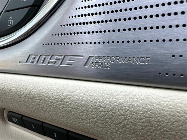 used 2022 Cadillac XT5 car, priced at $33,889
