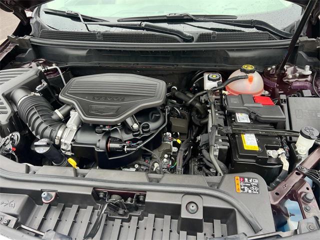 used 2022 Cadillac XT5 car, priced at $33,889