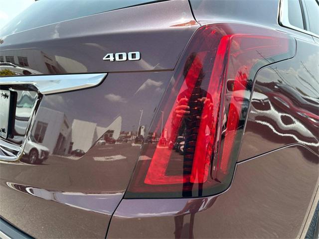 used 2022 Cadillac XT5 car, priced at $33,889