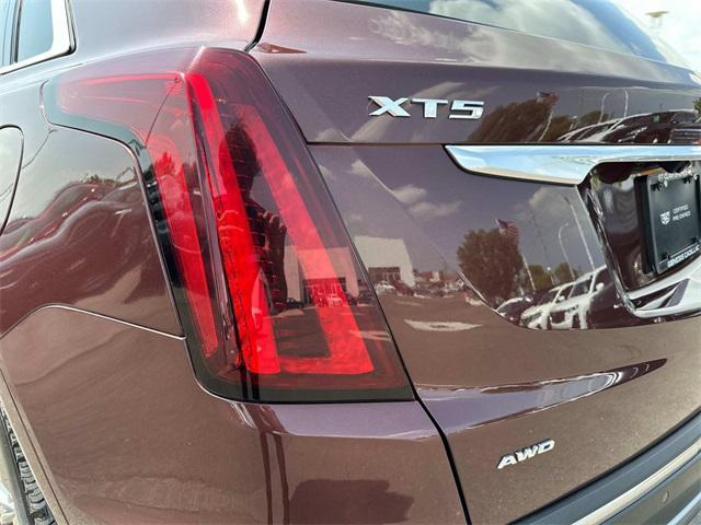 used 2022 Cadillac XT5 car, priced at $33,889
