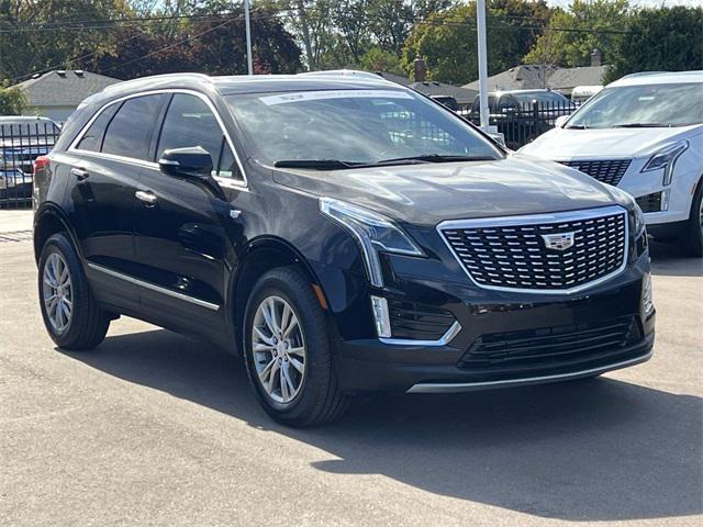 used 2022 Cadillac XT5 car, priced at $31,759