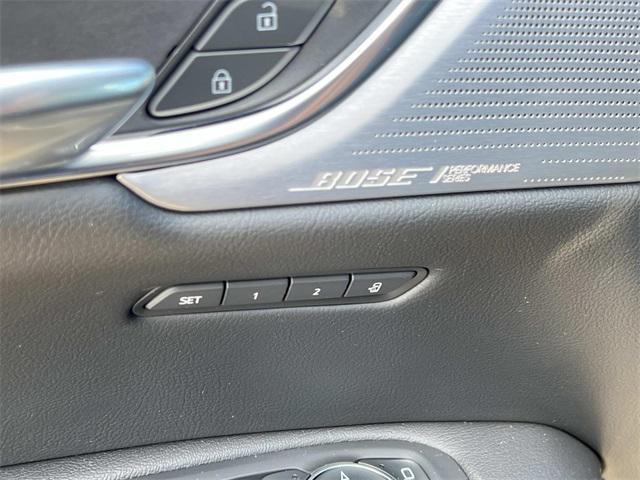 used 2022 Cadillac XT5 car, priced at $31,759
