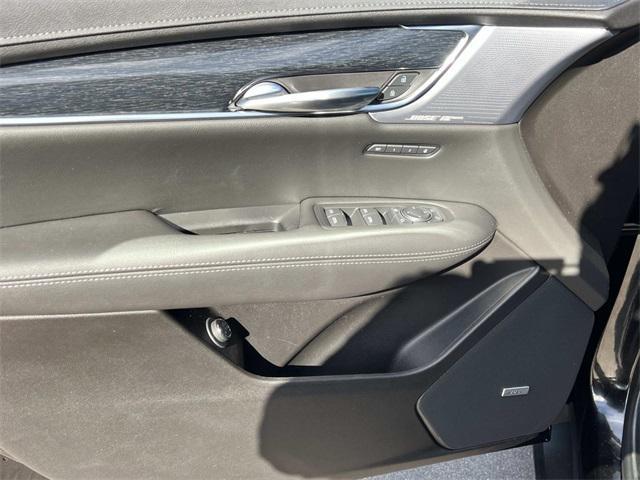 used 2022 Cadillac XT5 car, priced at $31,759