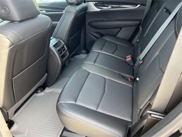 used 2022 Cadillac XT5 car, priced at $31,759