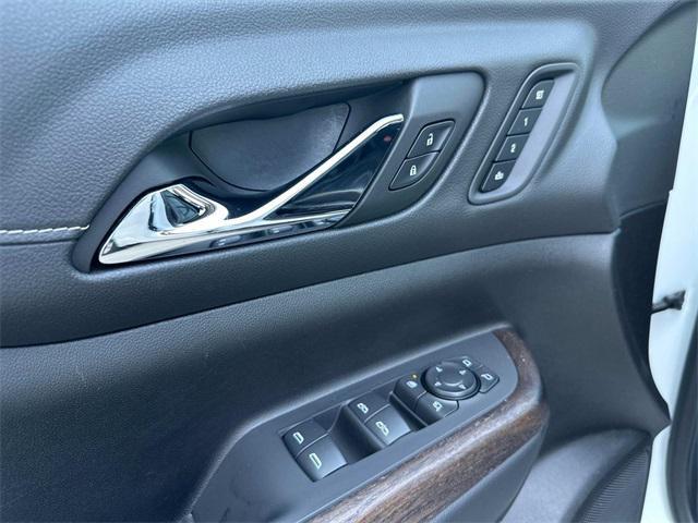 used 2022 GMC Acadia car, priced at $33,990