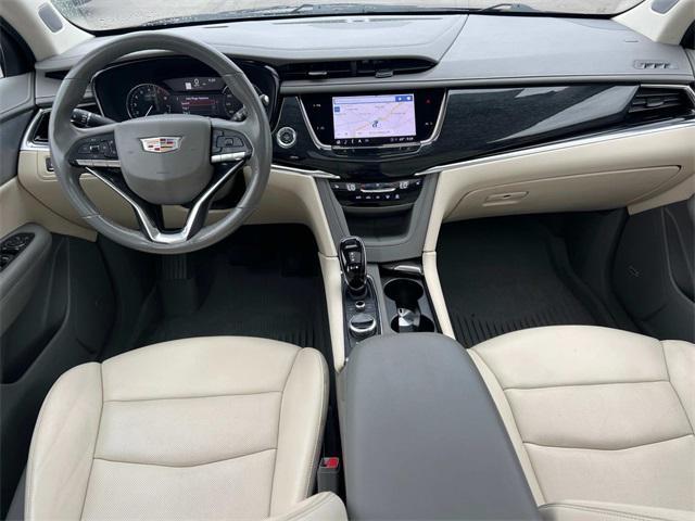 used 2022 Cadillac XT6 car, priced at $34,898