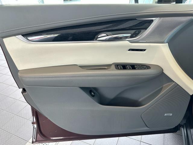 used 2022 Cadillac XT6 car, priced at $34,998