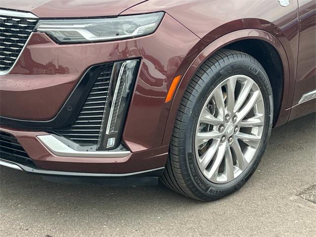 used 2022 Cadillac XT6 car, priced at $34,898