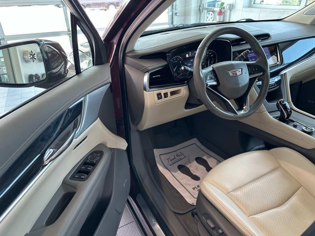 used 2022 Cadillac XT6 car, priced at $34,998