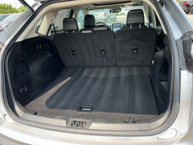 used 2022 Ford Edge car, priced at $23,888