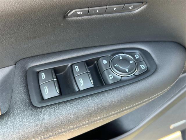 used 2023 Cadillac XT5 car, priced at $32,998
