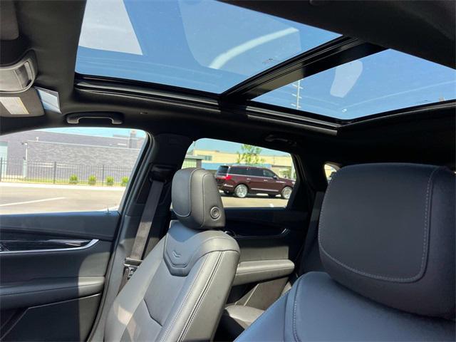 used 2023 Cadillac XT5 car, priced at $32,998