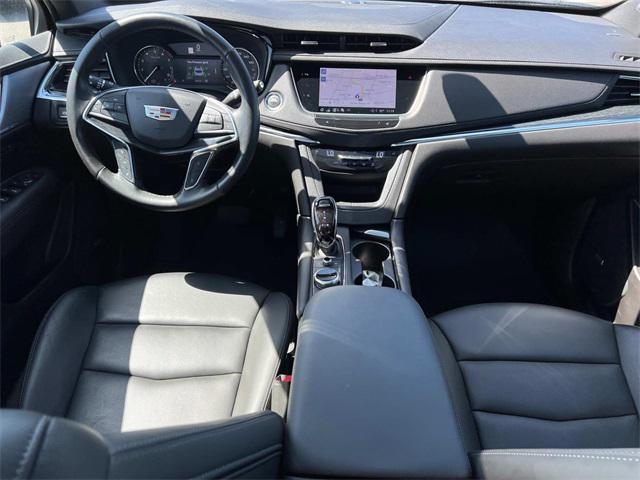 used 2023 Cadillac XT5 car, priced at $32,998