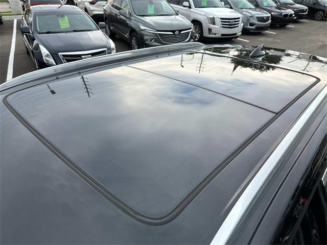 used 2023 Cadillac XT4 car, priced at $32,990