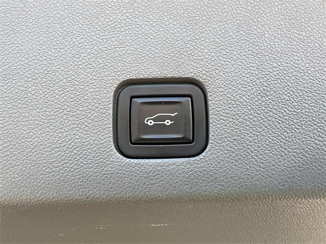 used 2021 Cadillac XT6 car, priced at $28,998