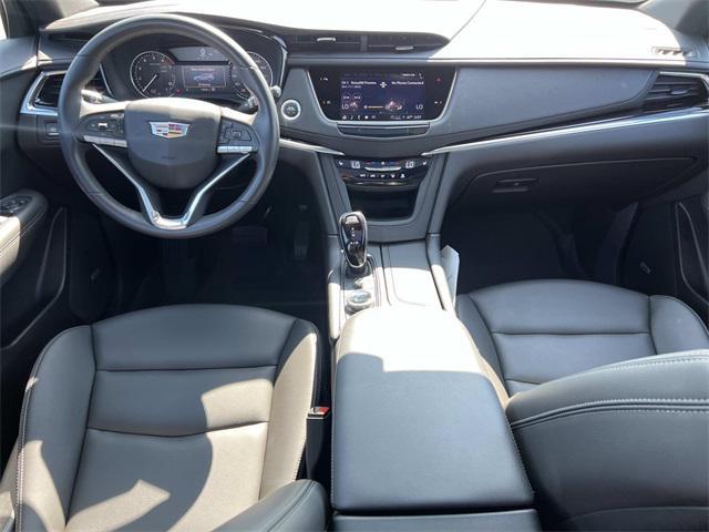 used 2024 Cadillac XT6 car, priced at $39,998